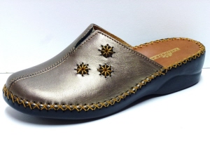 pantoufle-cuir-femme-263tml-1.jpg